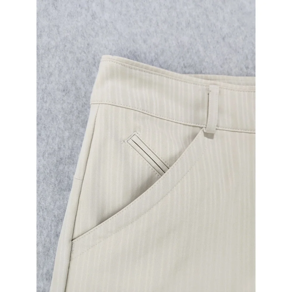 Nike Golf‎ Dri Fit Flat Front Shorts Beige w/ Stripes Women's Size 10 Medium